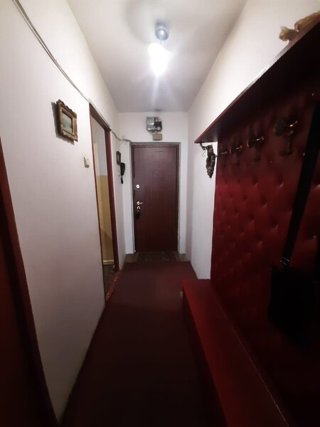 Piata Gorjului chiar la metrou in exclusivitate
